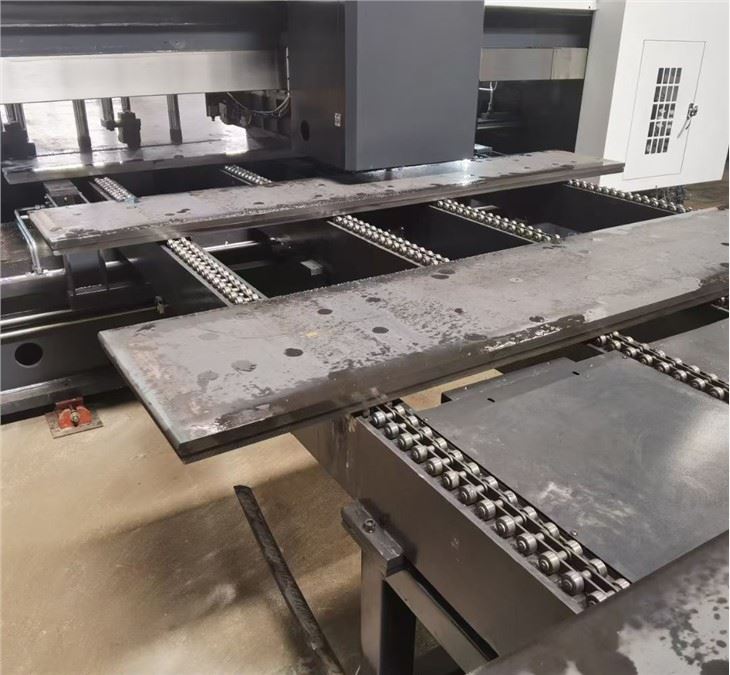 Automatic&High Quality CNC Sawing And Milling Machine