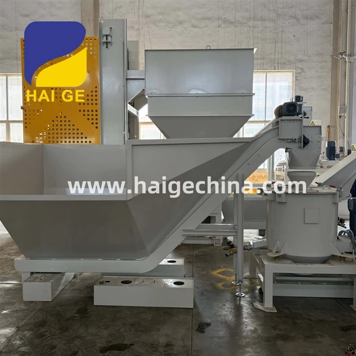High Efficiency Vertical Chip Crushing Machine GRLB1-400 best High Efficiency Vertical Chip Crushing Machine GRLB1-400 best